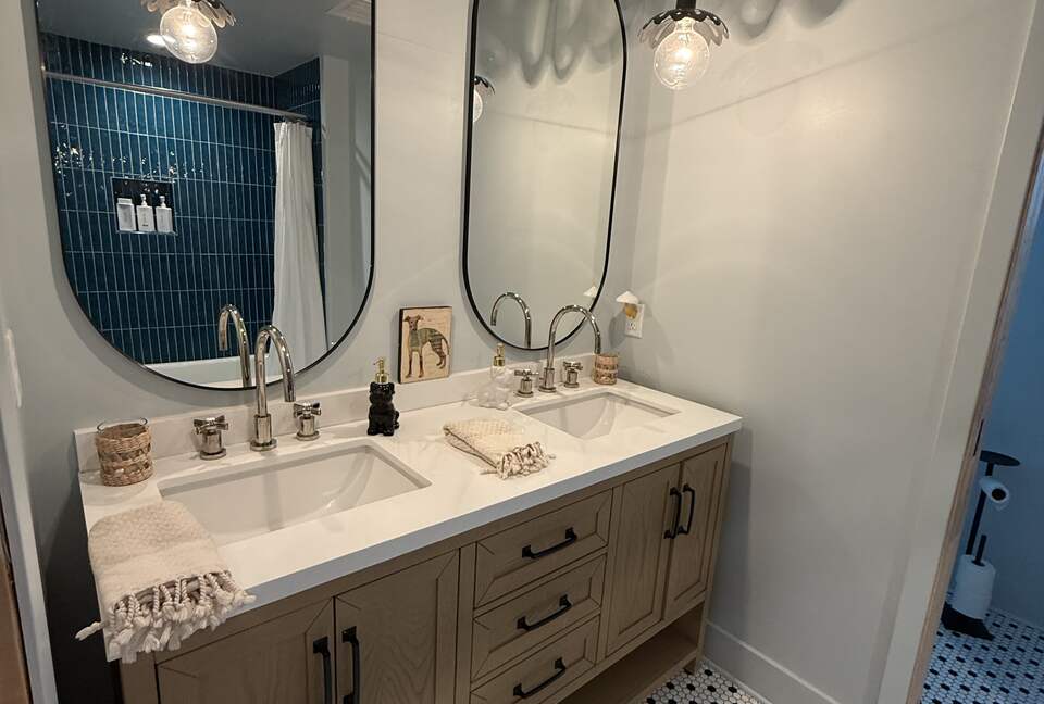 A Forest Escape | Lakeside Peace an Hour from Houston - Montgomery, Texas