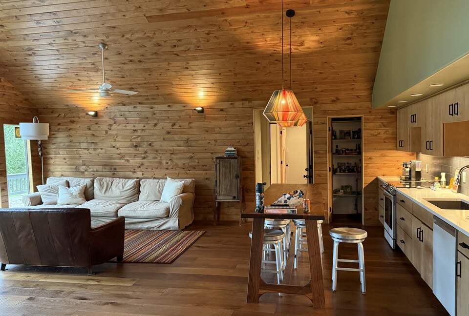 A Forest Escape | Lakeside Peace an Hour from Houston - Montgomery, Texas