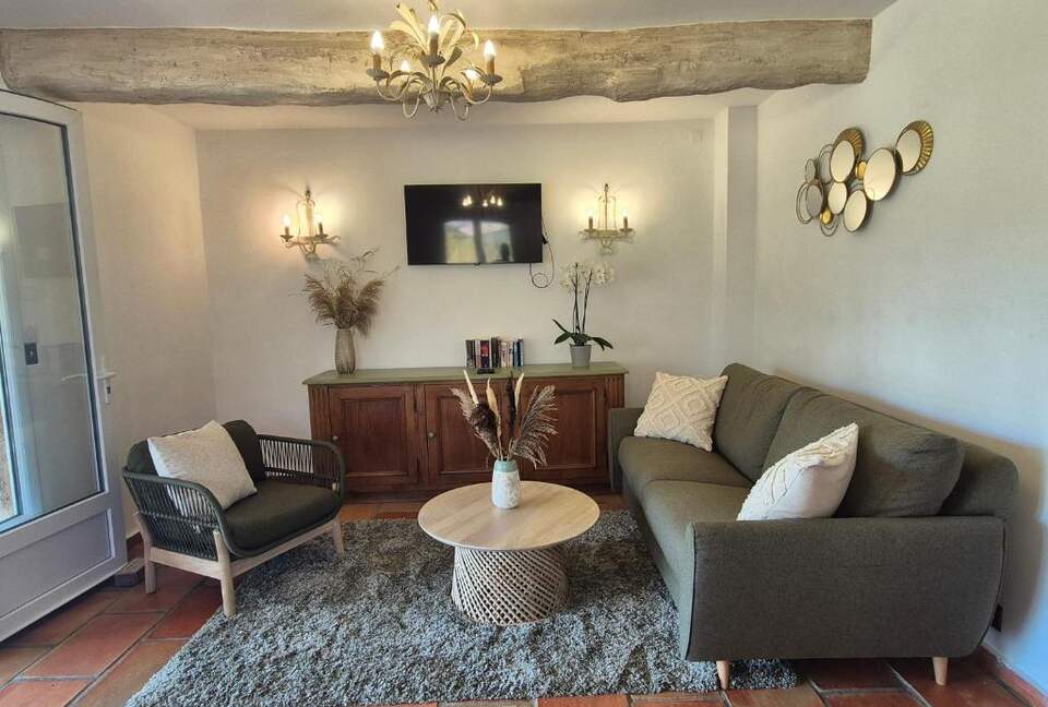 Sunlit Sophistication near Cannes - Cannes, France