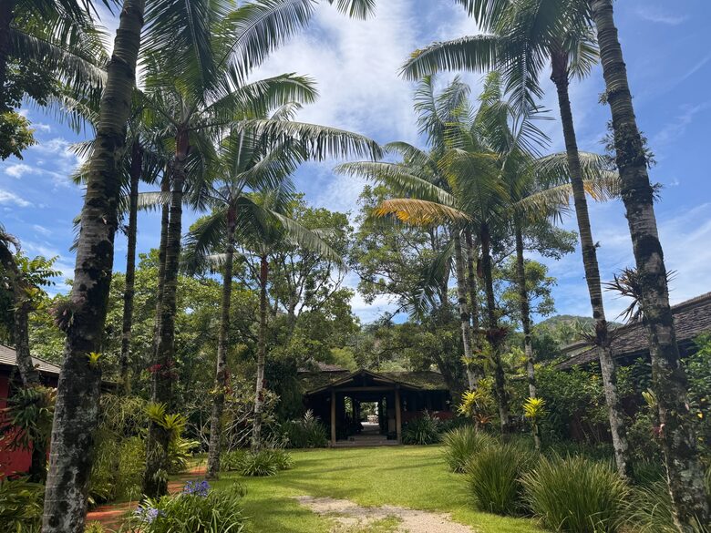 A Private Eco-Luxury Haven in Barra do Sahy - Barra do Sahy, Brazil