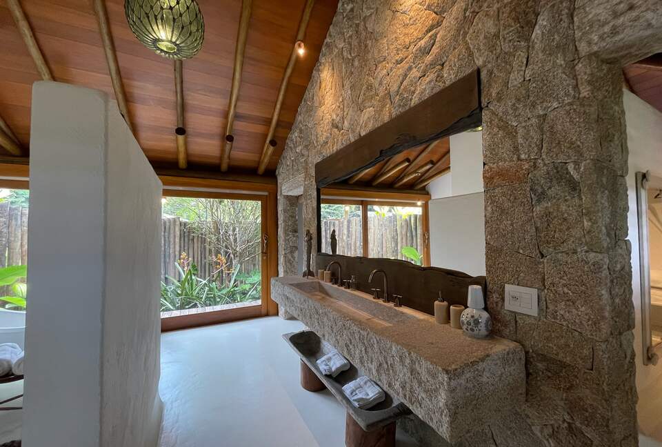 A Private Eco-Luxury Haven in Barra do Sahy - Barra do Sahy, Brazil