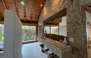 A Private Eco-Luxury Haven in Barra do Sahy - Barra do Sahy, Brazil