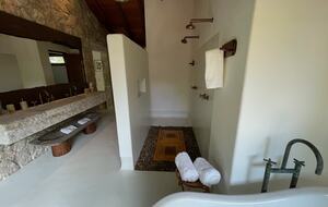 A Private Eco-Luxury Haven in Barra do Sahy - Barra do Sahy, Brazil