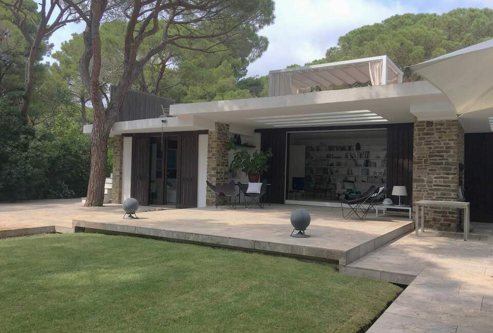 Elegant Garden Estate Steps from the Tuscan Shoreline - Castiglione della Pescaia, Italy