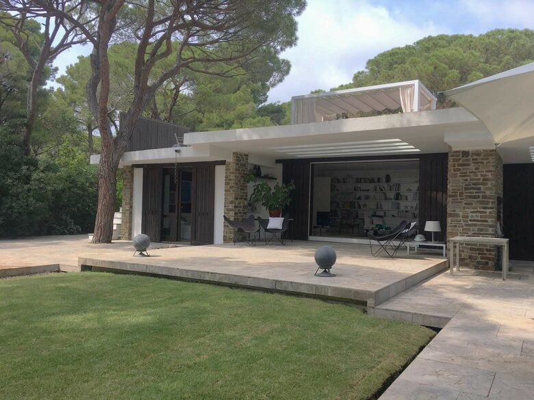 Elegant Garden Estate Steps from the Tuscan Shoreline - Castiglione della Pescaia, Italy