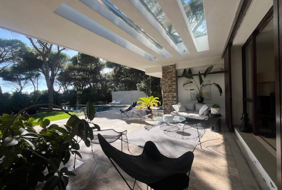 Elegant Garden Estate Steps from the Tuscan Shoreline - Castiglione della Pescaia, Italy