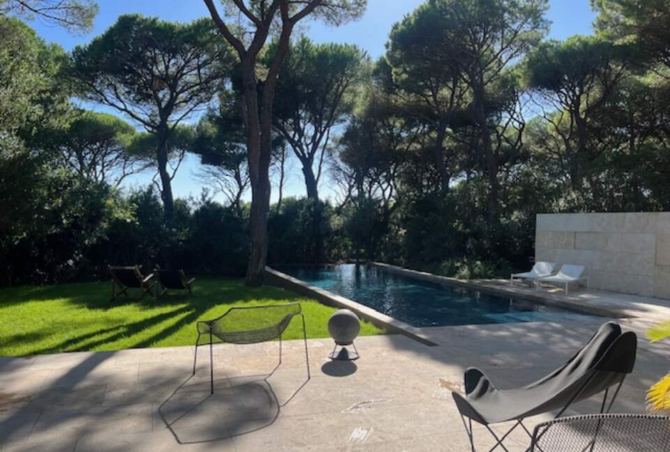 Elegant Garden Estate Steps from the Tuscan Shoreline - Castiglione della Pescaia, Italy