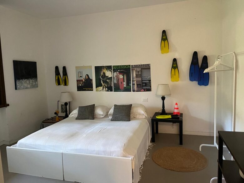 Elegant Garden Estate Steps from the Tuscan Shoreline - Castiglione della Pescaia, Italy