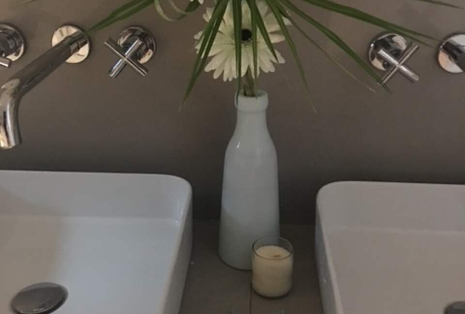 Elegant Garden Estate Steps from the Tuscan Shoreline - Castiglione della Pescaia, Italy