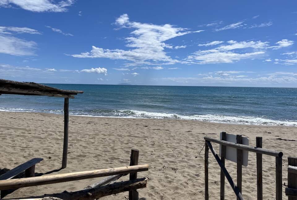 Elegant Garden Estate Steps from the Tuscan Shoreline - Castiglione della Pescaia, Italy