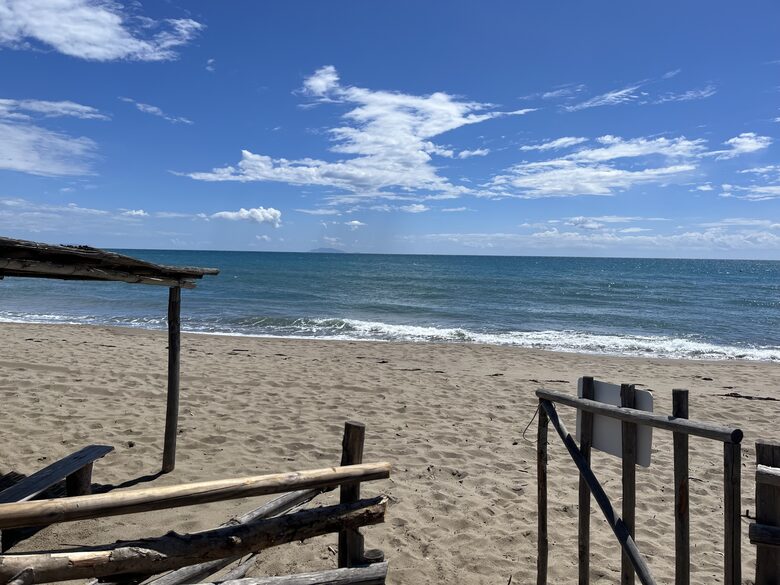 Elegant Garden Estate Steps from the Tuscan Shoreline - Castiglione della Pescaia, Italy