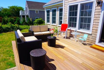 Island Elegance on Pinkham Circle - Nantucket, Massachusetts