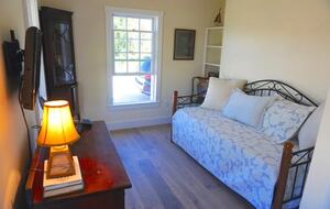 Island Elegance on Pinkham Circle - Nantucket, Massachusetts