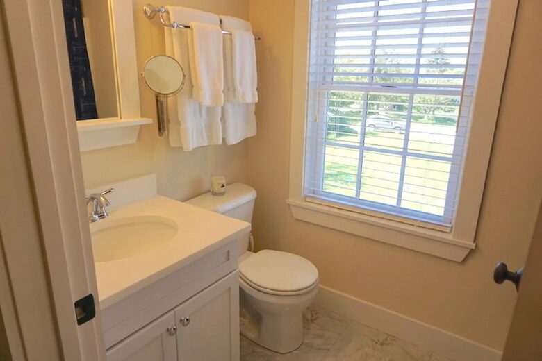 Island Elegance on Pinkham Circle - Nantucket, Massachusetts