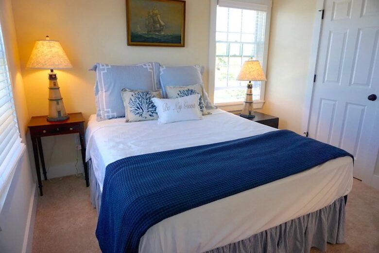 Island Elegance on Pinkham Circle - Nantucket, Massachusetts