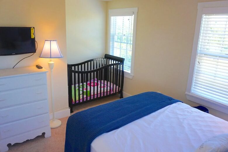 Island Elegance on Pinkham Circle - Nantucket, Massachusetts