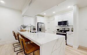 Elegant Scottsdale Retreat with Resort Amenities - Scotsdale, Arizona