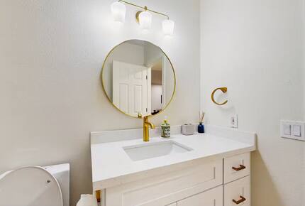 Elegant Scottsdale Retreat with Resort Amenities - Scotsdale, Arizona