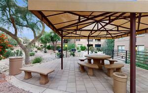 Elegant Scottsdale Retreat with Resort Amenities - Scotsdale, Arizona