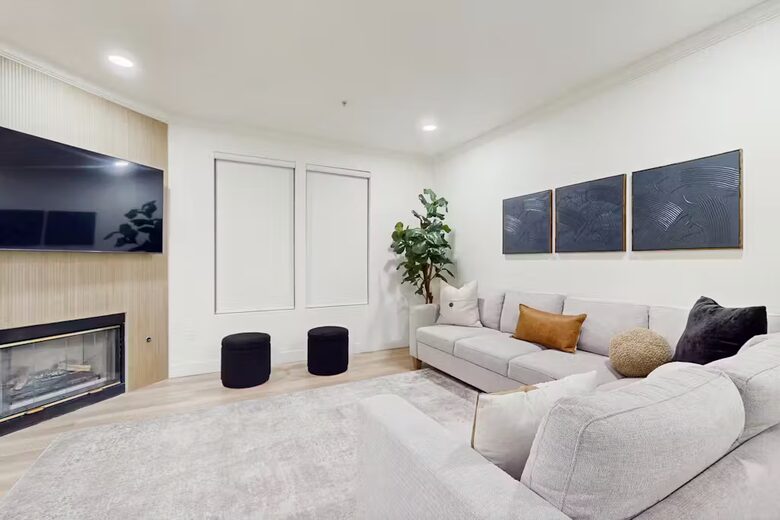 Elegant Scottsdale Retreat with Resort Amenities - Scotsdale, Arizona