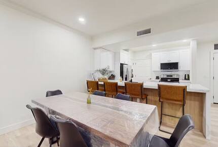 Elegant Scottsdale Retreat with Resort Amenities - Scotsdale, Arizona