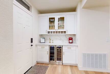 Elegant Scottsdale Retreat with Resort Amenities - Scotsdale, Arizona