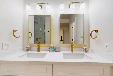 Elegant Scottsdale Retreat with Resort Amenities - Scotsdale, Arizona