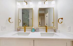 Elegant Scottsdale Retreat with Resort Amenities - Scotsdale, Arizona