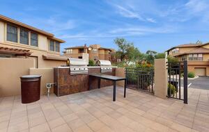 Elegant Scottsdale Retreat with Resort Amenities - Scotsdale, Arizona