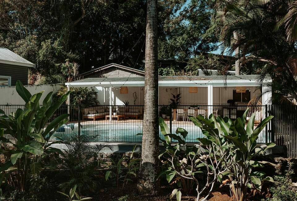 Modern Coastal Escape in the Heart of Bangalow - Bangalow, Australia