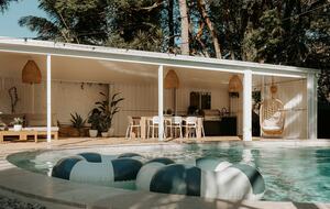 Modern Coastal Escape in the Heart of Bangalow - Bangalow, Australia