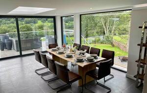 A Contemporary Glasshouse on Rudyard Lake - Rushton Spencer, United Kingdom