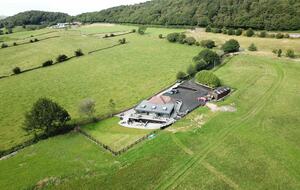 A Contemporary Glasshouse on Rudyard Lake - Rushton Spencer, United Kingdom