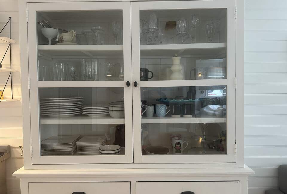 Inviting Town-Center residence With Cozy Lower Lounge - Akureyri, Iceland