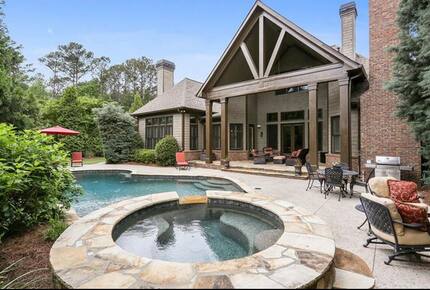 Classic Southern Luxury Home in Marietta - Marietta, Georgia