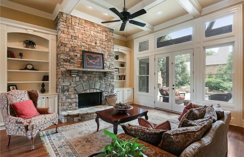 Classic Southern Luxury Home in Marietta - Marietta, Georgia