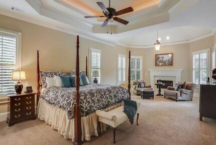 Classic Southern Luxury Home in Marietta - Marietta, Georgia