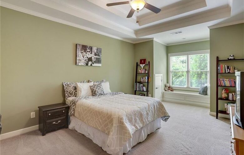 Classic Southern Luxury Home in Marietta - Marietta, Georgia