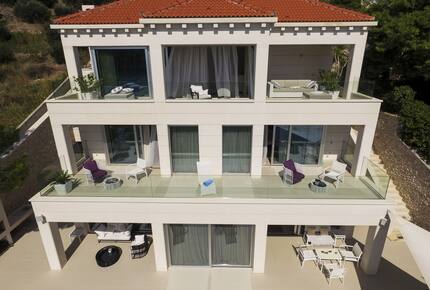 Villa Tiha - Sumartin, Croatia