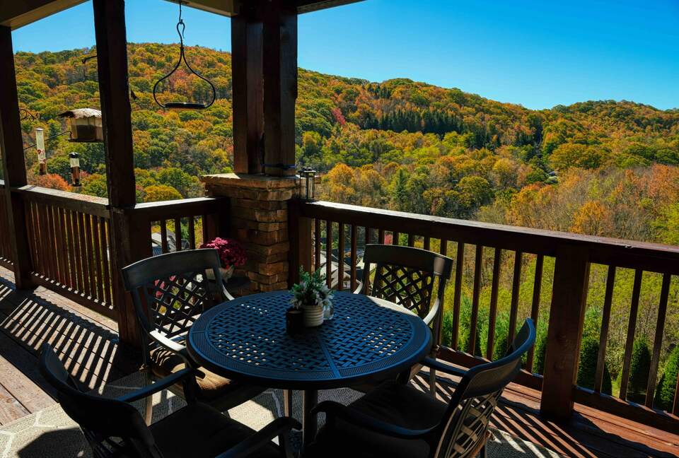 Elegant Banner Elk Retreat Near Ski Resorts - Banner Elk, North Carolina