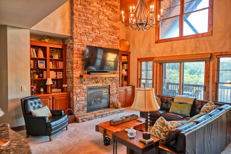 Elegant Banner Elk Retreat Near Ski Resorts - Banner Elk, North Carolina