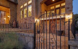 Lake Travis Luxury Estate with Panoramic Views - Volente, Texas