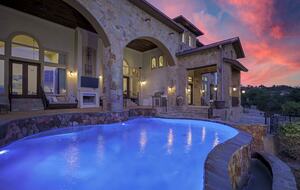 Lake Travis Luxury Estate with Panoramic Views - Volente, Texas