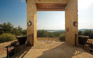 Lake Travis Luxury Estate with Panoramic Views - Volente, Texas