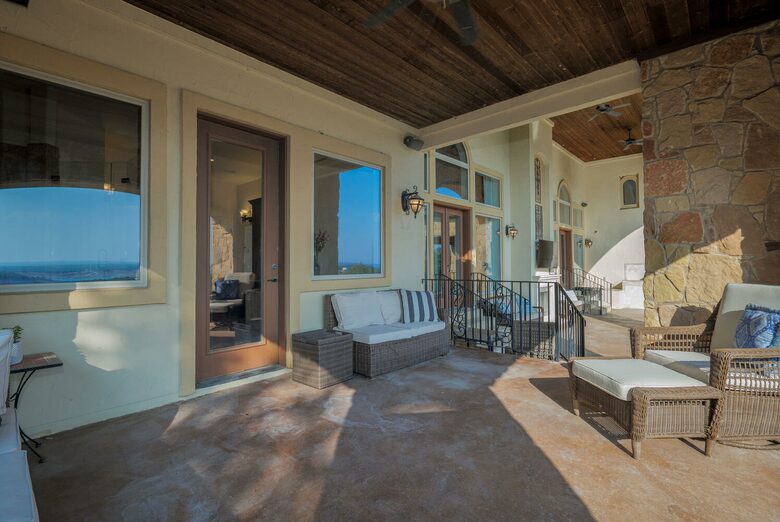 Lake Travis Luxury Estate with Panoramic Views - Volente, Texas