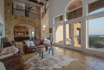 Lake Travis Luxury Estate with Panoramic Views - Volente, Texas