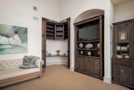 Lake Travis Luxury Estate with Panoramic Views - Volente, Texas