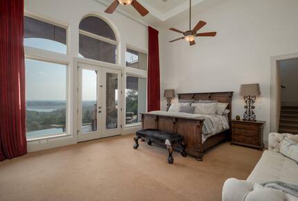 Lake Travis Luxury Estate with Panoramic Views - Volente, Texas