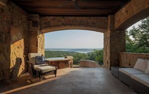 Lake Travis Luxury Estate with Panoramic Views - Volente, Texas