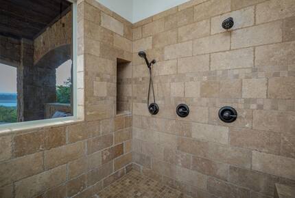 Lake Travis Luxury Estate with Panoramic Views - Volente, Texas